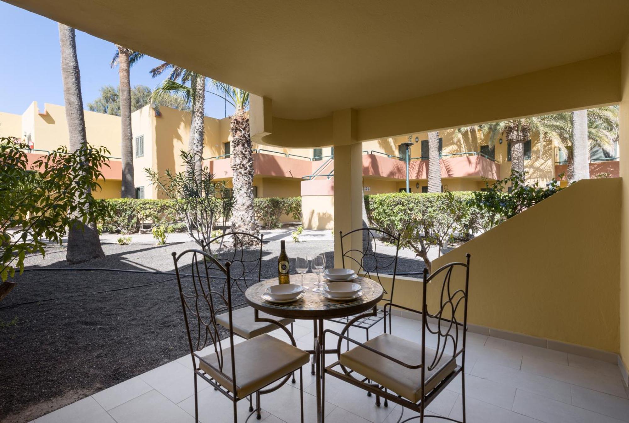 Home2Book Pool & Tennis Court Cozy Apt, Corralejo Bagian luar foto